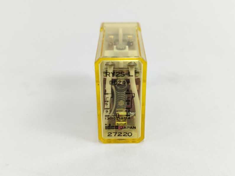 Idec RY2S-L Miniature Relay Batch 9 pcs.