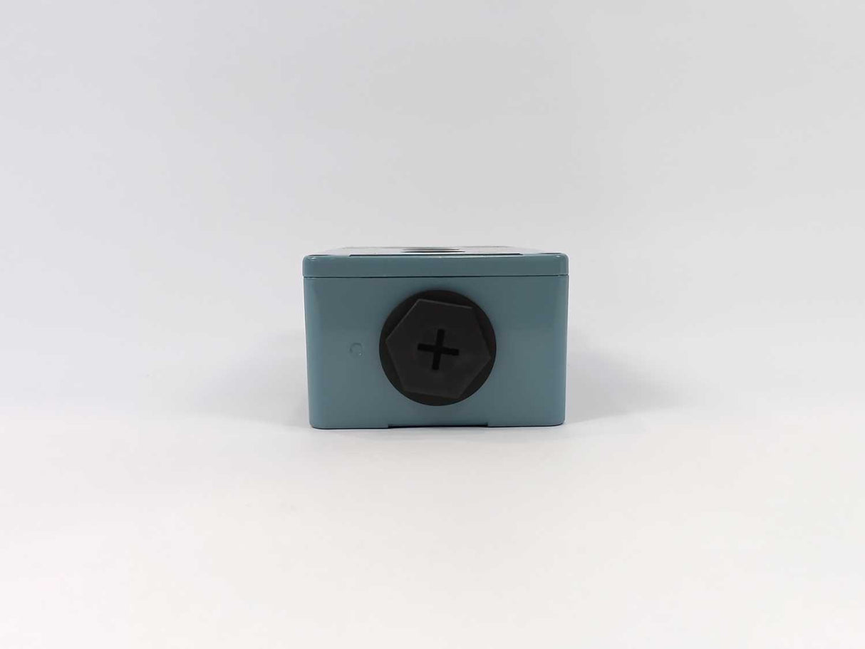 Schneider Electric XAP M3204 Control Station Enclosure