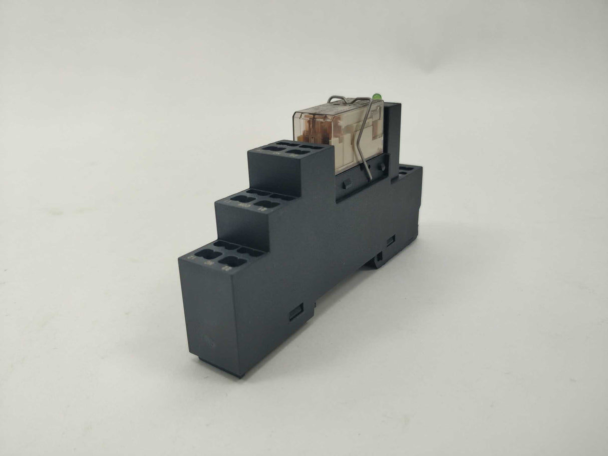 Weidmüller RCL424024 Relay 8783930000 Relay socket w/ RCL424024 Relay. 13 Pcs.