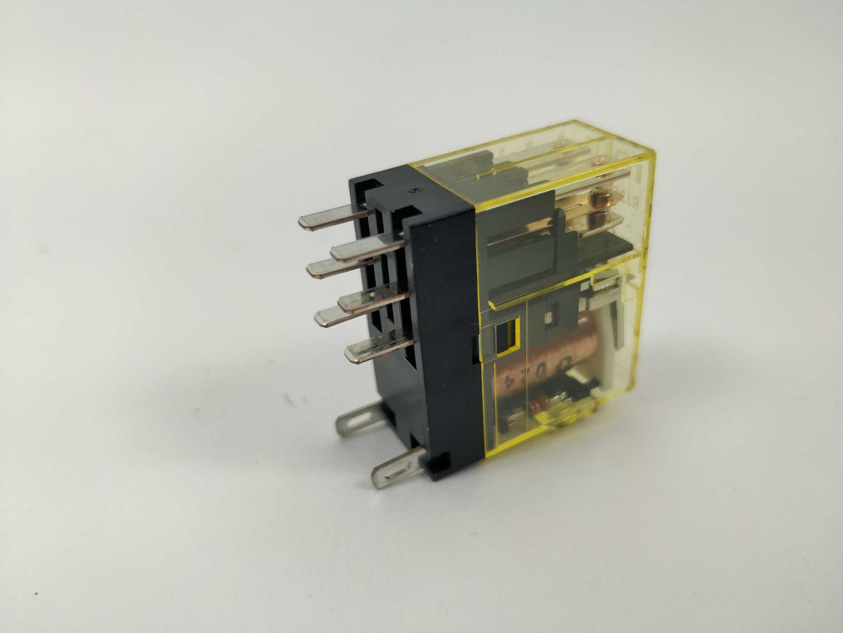 Idec RJ2S-CLD-D24 Relay Plug-In DPDT 8A 24VDC 6 Pcs.