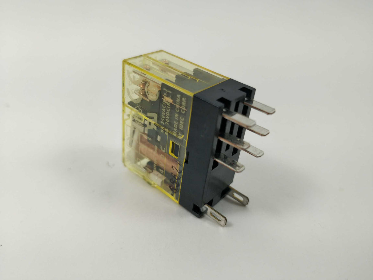 Idec RJ2S-CLD-D24 Relay Plug-In DPDT 8A 24VDC 6 Pcs.