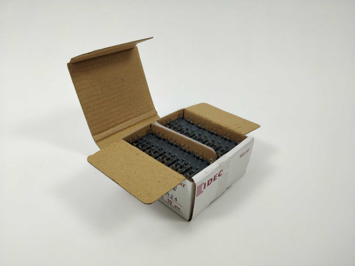 Idec RJ2S-CL-A24 Relay Plug-In DPDT 8A 24VAC 10 Pcs.