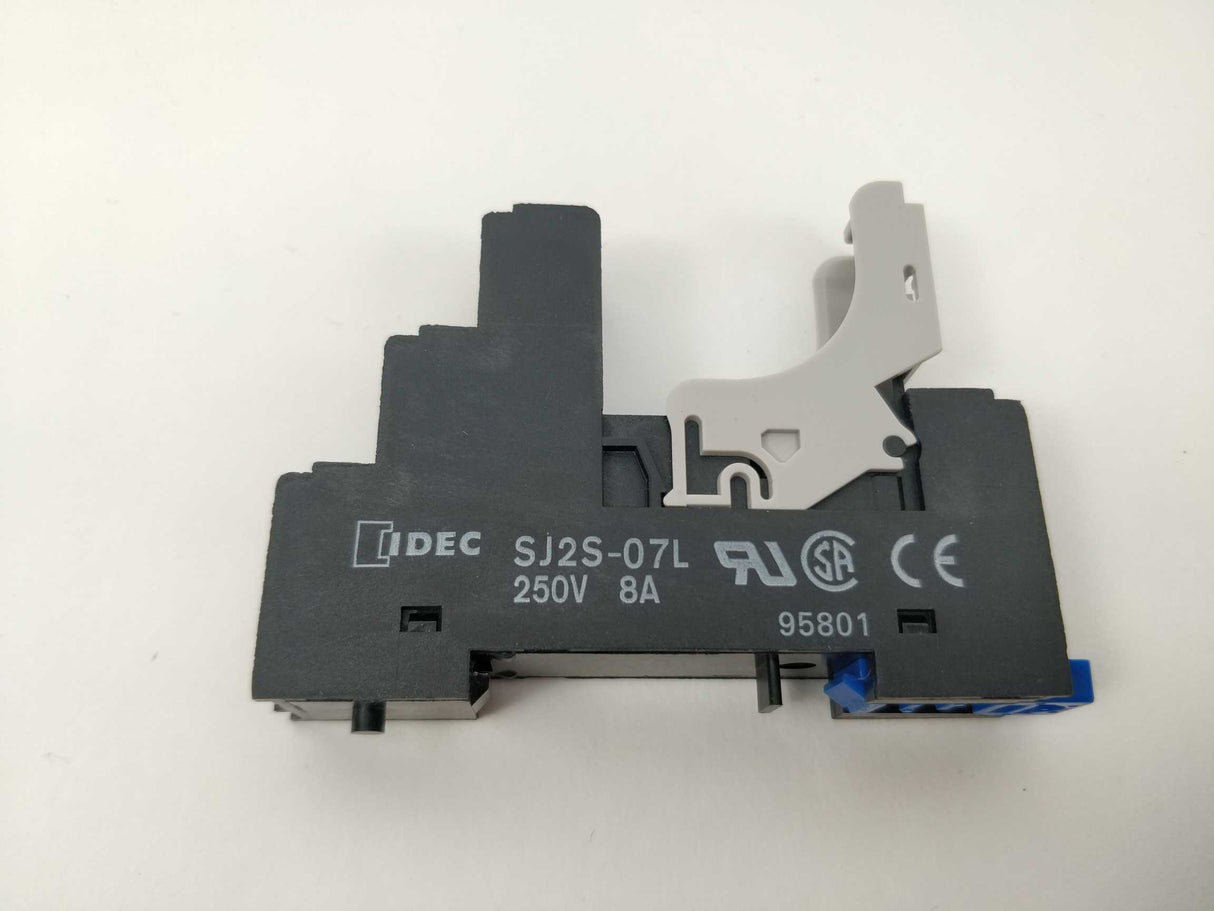Idec SJ2S-07L Relay Socket 8 Pcs.