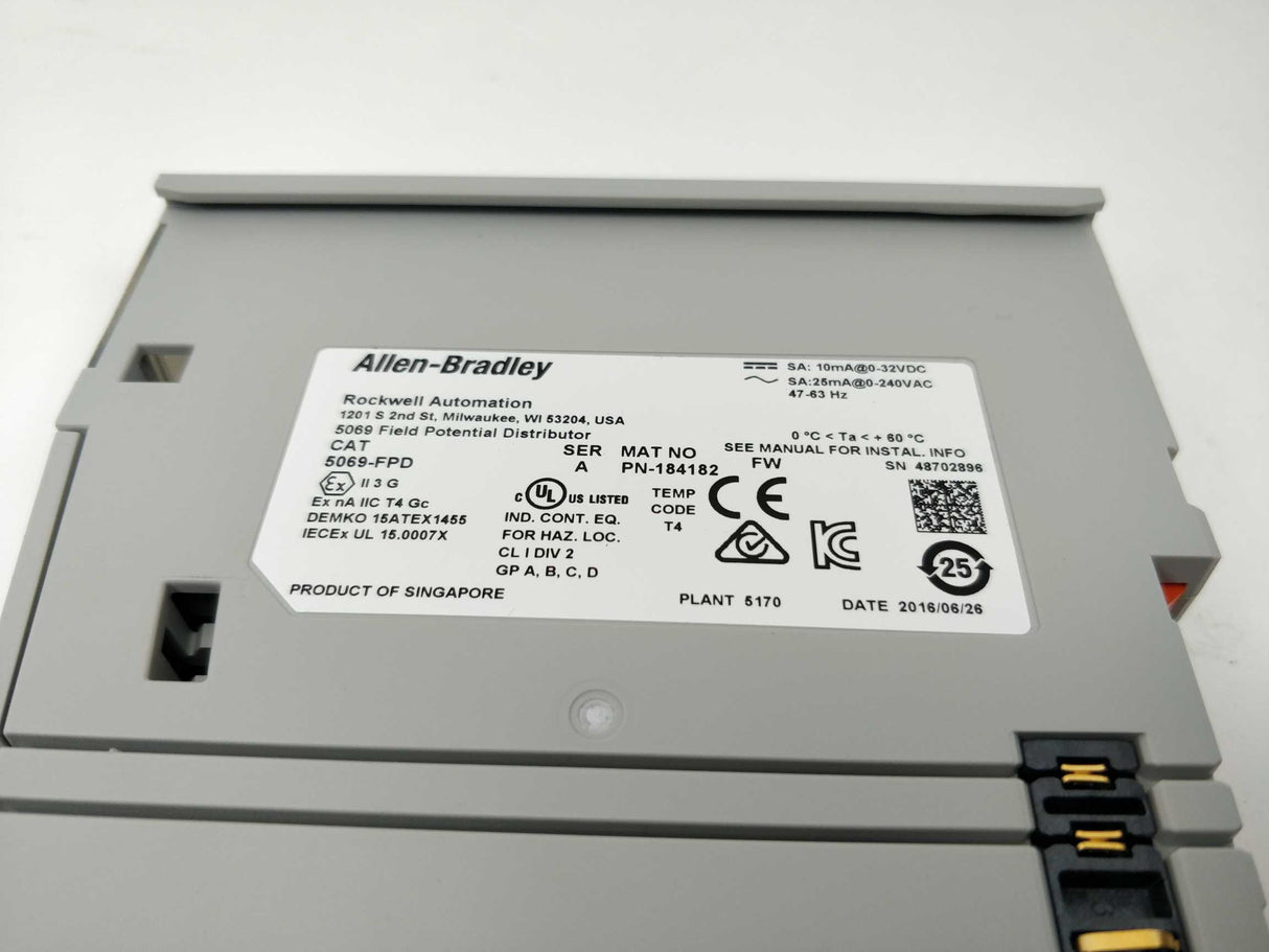AB 5069-FPD Ser. A Compact I/O Field Potential Distributor Module