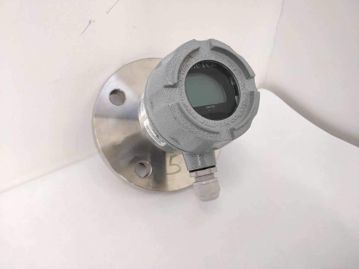 FineTek JFR-242-A-0-FW6H FMCW Radar Level transmitter