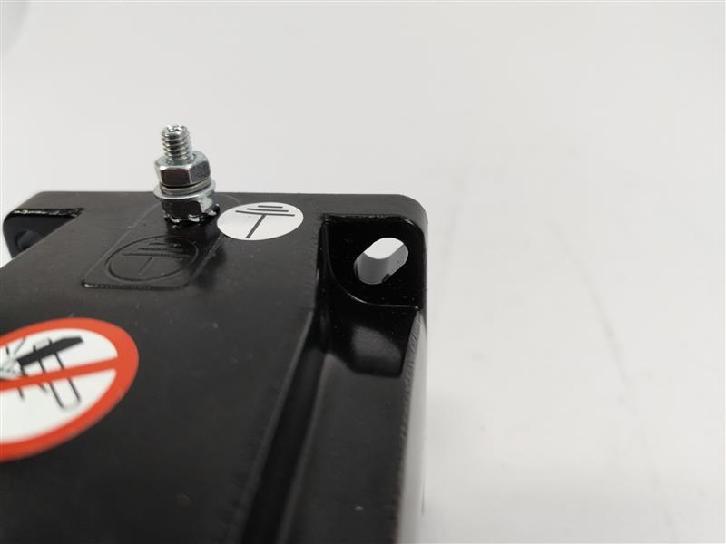 Schneider Electric SH30702P01A2122 Servo Motor, SH070/60020/0/0/00/00/10/00/00