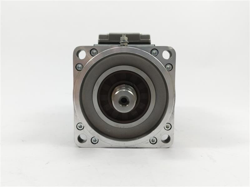 Schneider Electric VIA1003C31A1022 Servo Motor, 680VDC, 3,6A