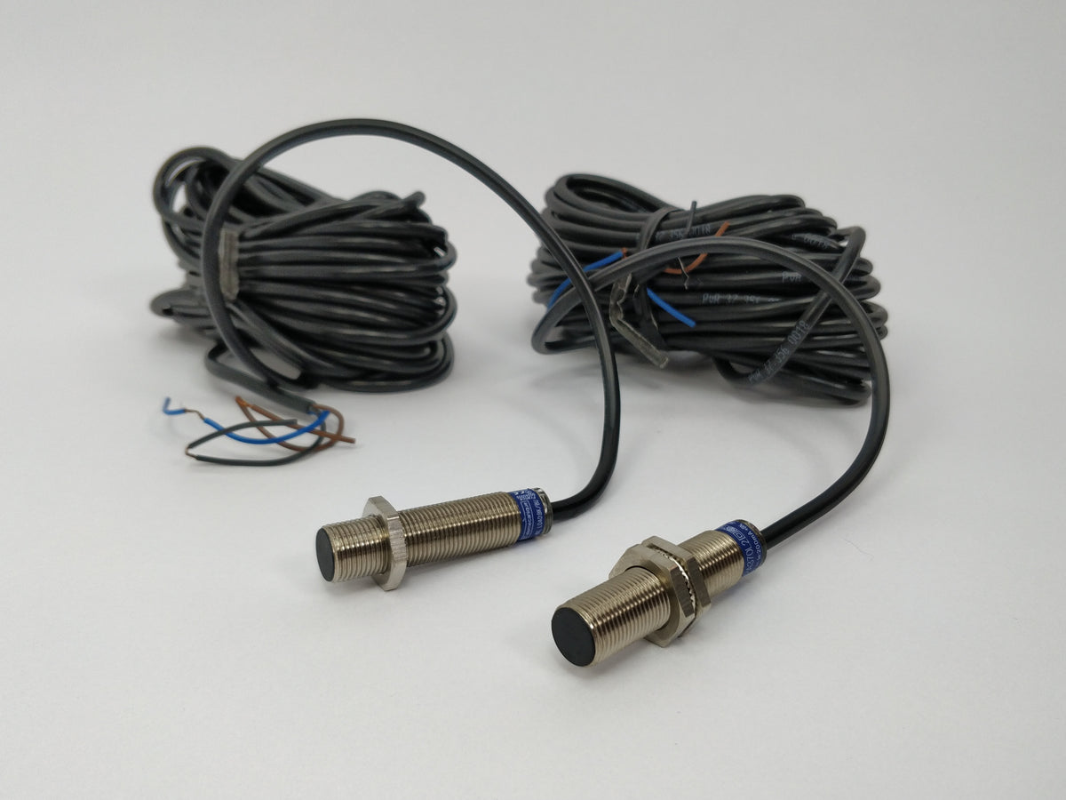 Telemecanique XS1M12PA370L2 Proximity sensor 2pcs
