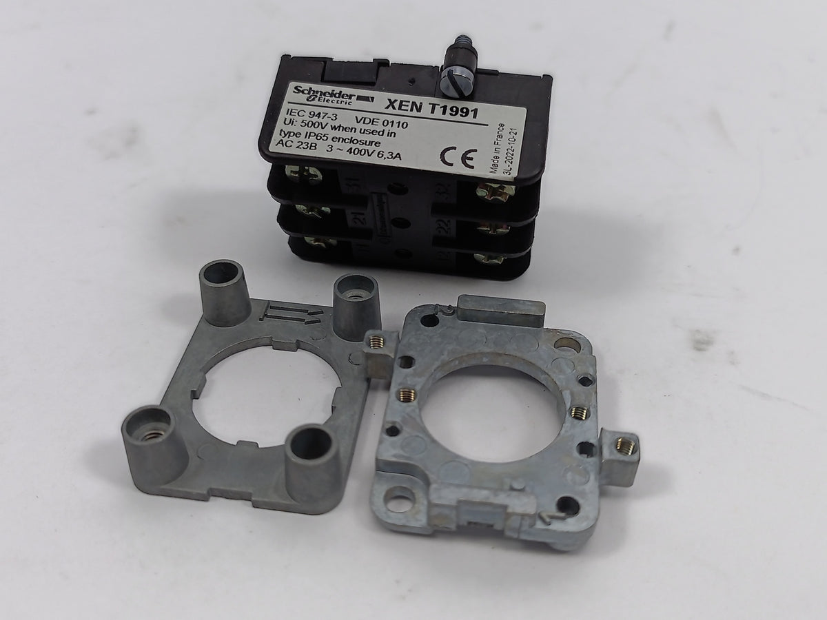Schneider Electric XACS399 Isolating Block