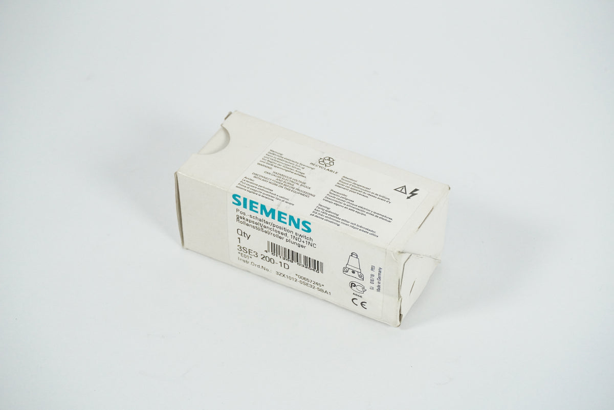 Siemens 3SE3 200-1D Position Switch Enclosed Roller Plunger 1NO+1NC