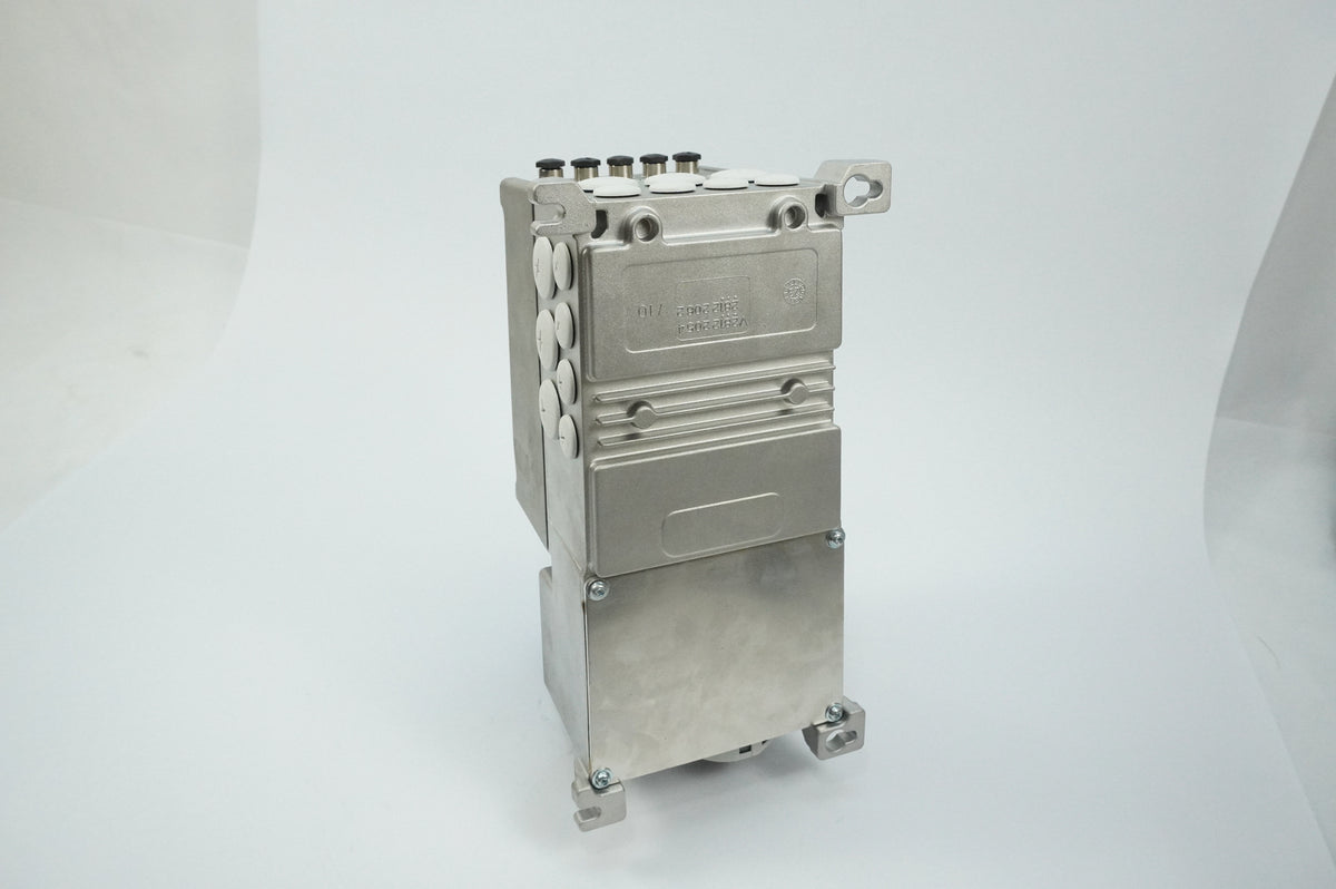 SEW Eurodrive MMF31S00-D11-5D3-SFDI0-C/BW1/DFC20A-0025 Frequency Inverter Unit