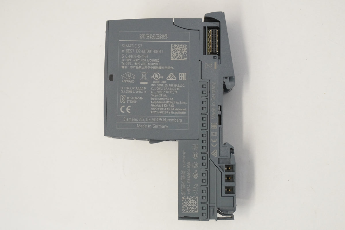 Siemens 6ES7132-6HD01-0BB1 SIMATIC ET 200SP Relay Module, RQ NO 4x 120V DC