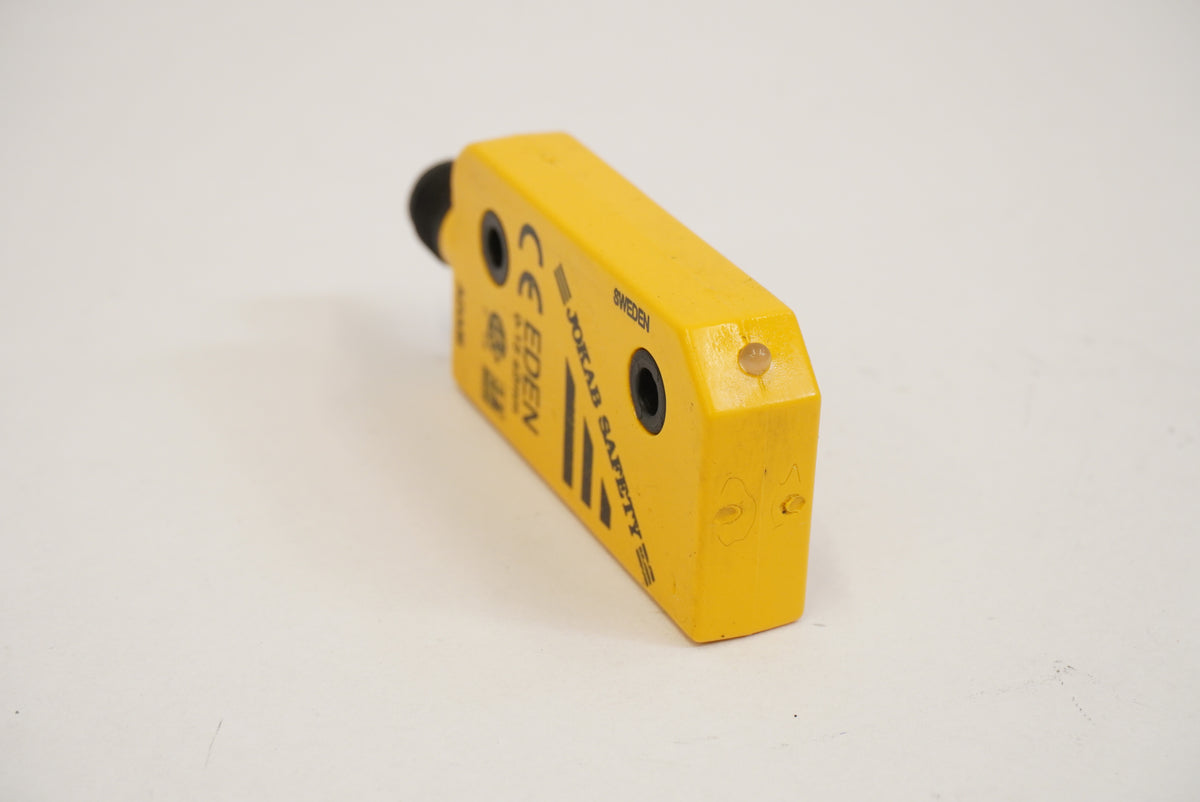 Abb 2TLA020051R0000 Eden Adam with M12 contact Safety Switch Sensor Unit