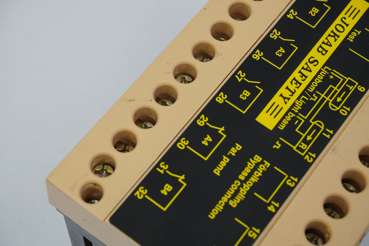 Jokab Safety J396C Ljusbom Light Curtain / Light Beam Safety Control Unit/Relay