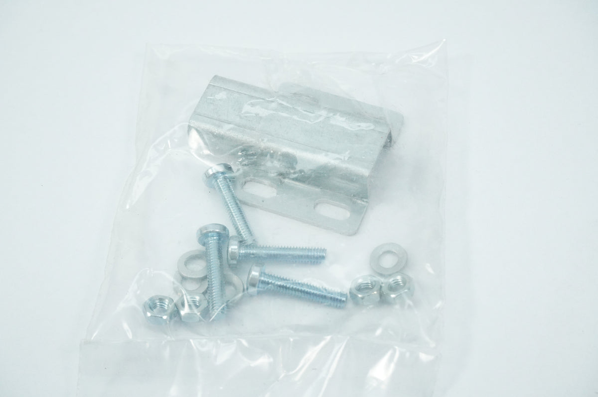 Siemens 3VA9257-0EK23 Front Mounted Operator Standard Door Interlock