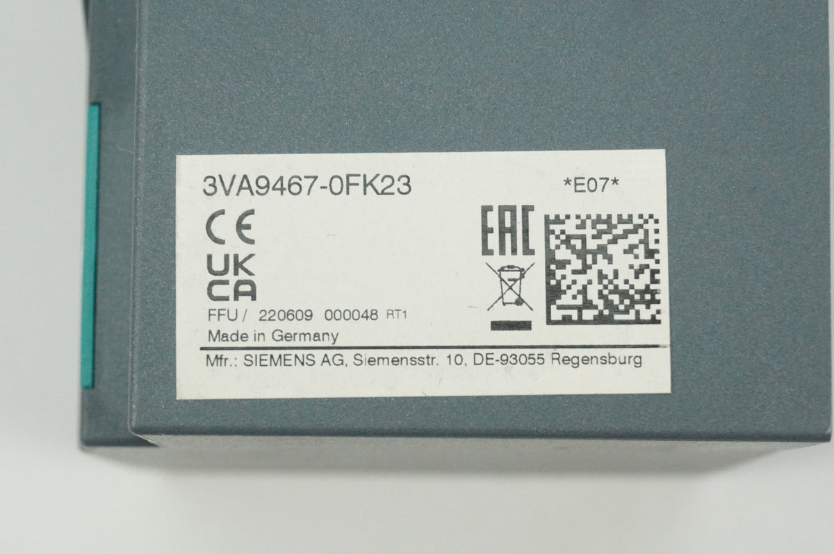 Siemens 3VA9467-0FK23 Door Mounted Rotary Operator Add-on Module for 3VA MCCB