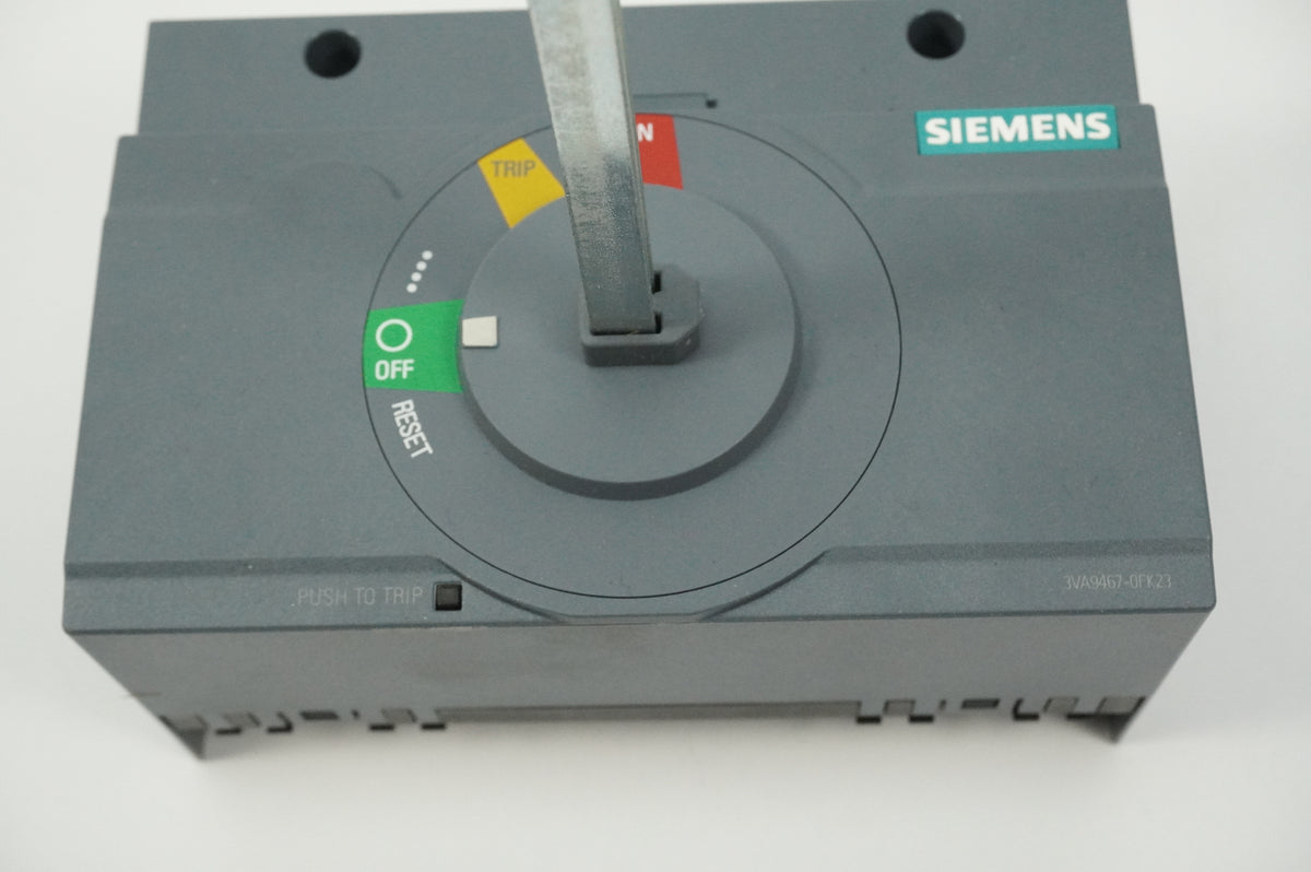 Siemens 3VA9467-0FK23 Door Mounted Rotary Operator Add-on Module for 3VA MCCB