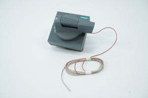 Siemens 3VA9467-0FK23 Door Mounted Rotary Operator Add-on Module for 3VA MCCB