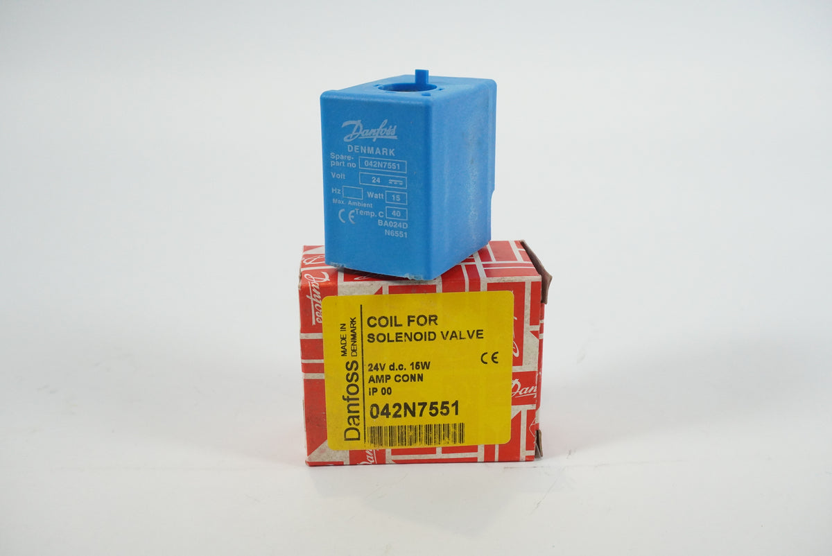 Danfoss 042N7551 Coil for Solenoid Valve 24V DC 15W AMP CONN