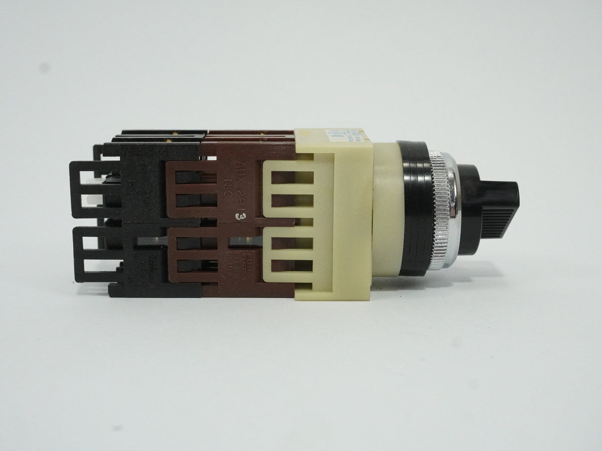 Fuji Electric AH25-PC19Z AH25-PC19Z Selector Switch / Push Button