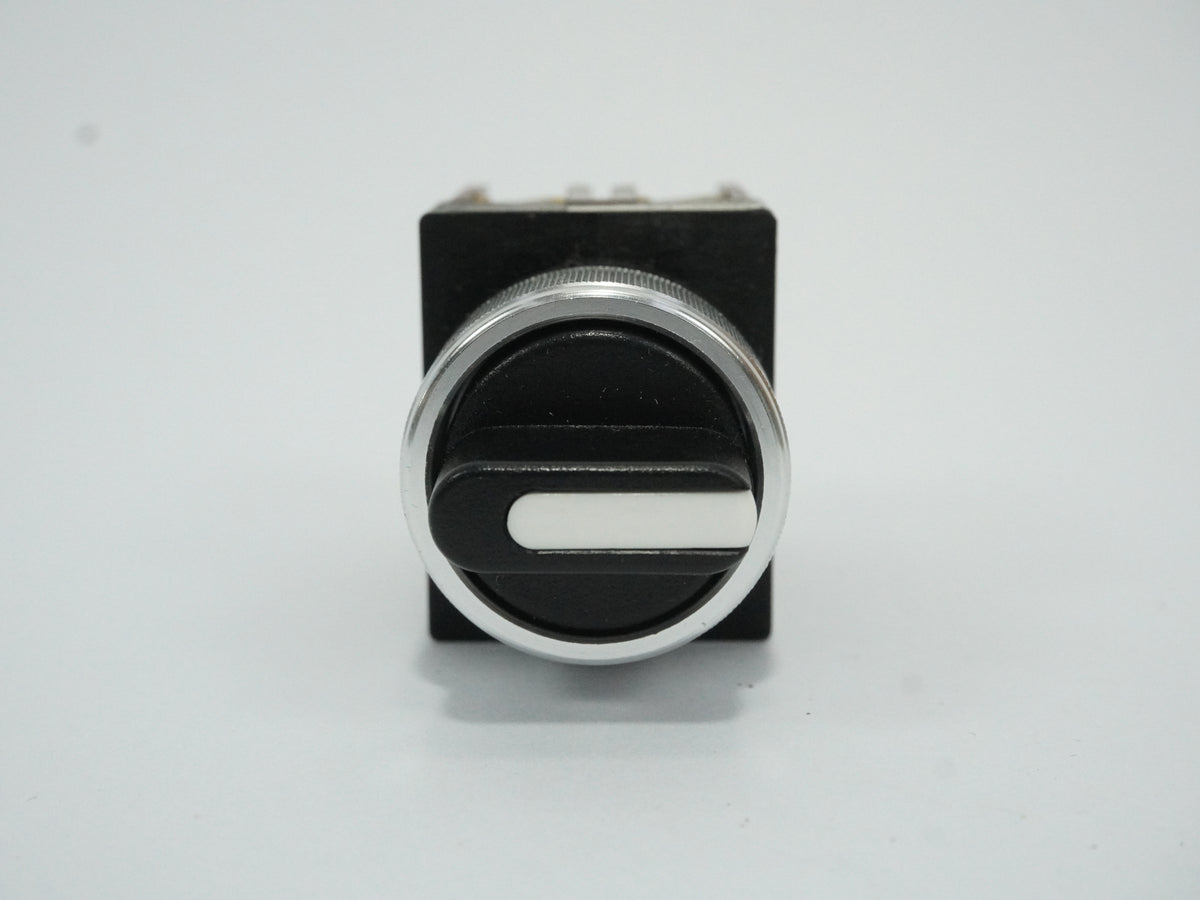 Fuji Electric AH22-P3 AH22-P3 Push Button / Selector Switch