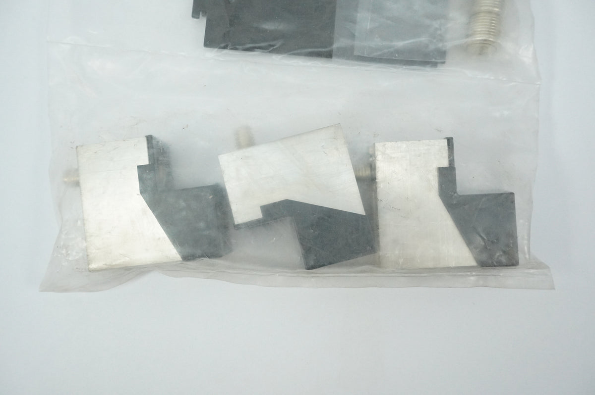 Schneider Electric LV432481 Connectors + Phase Barriers for NSX400/630 INV/INS