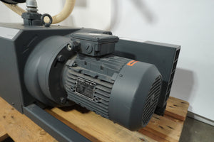 Busch MM 1102 B V03 Vacuum Pump W: AMPH 100L AA2