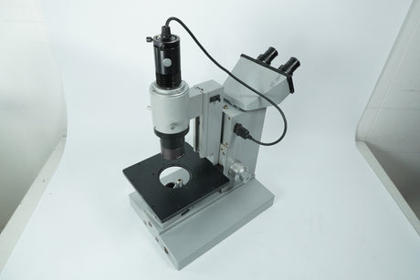 Leitz Wetzlar 871747 Binocular Microscope For Spare Parts