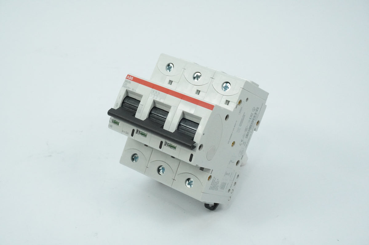 Abb 2CCS893001R0324 S803N-C32 High Performance MCB