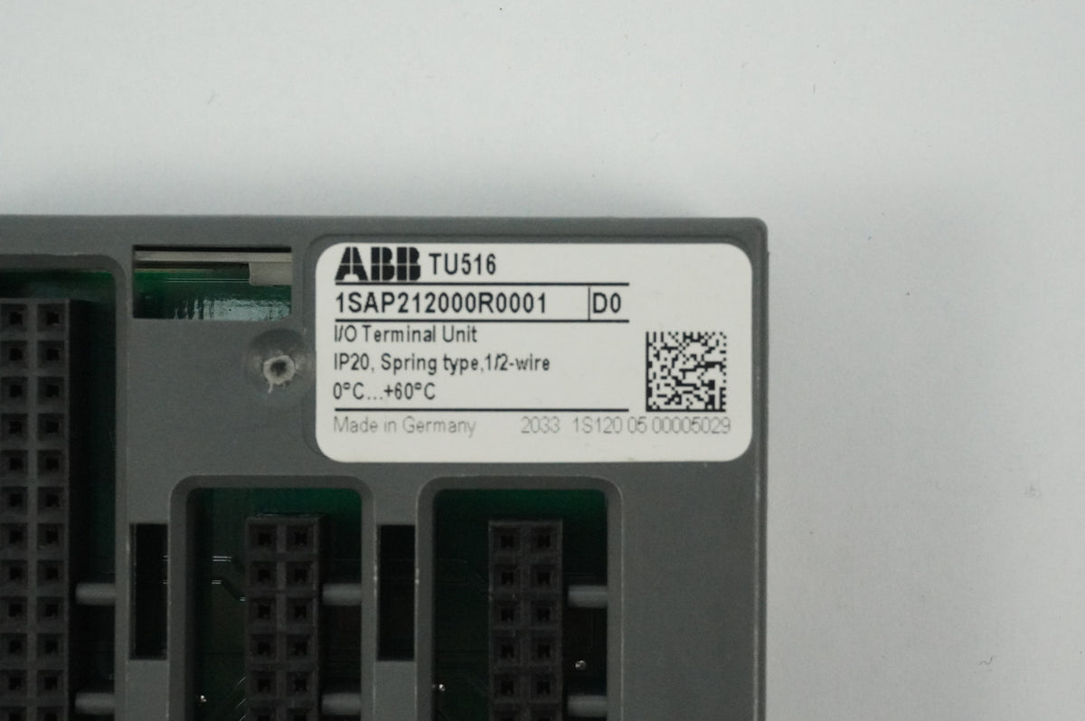 Abb 1SAP212000R0001 1SAP212000R0001 IO Terminal Unit