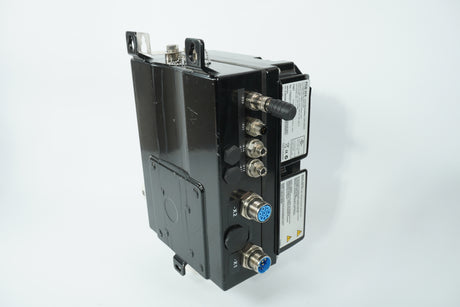 Danfoss 175X0210 FCD 315 VLT Drive crb315pt4p66ebr1d0f13t00c0