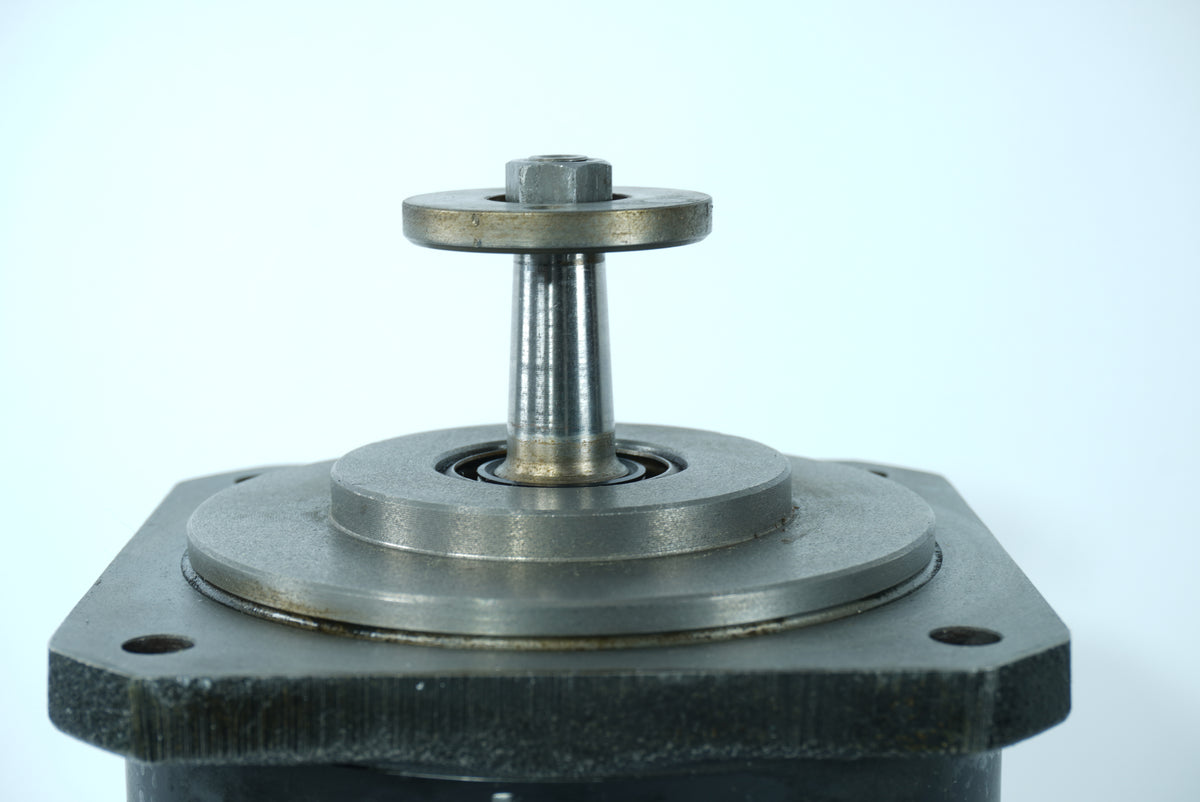 Fanuc A06B-0641-B011 DC Servo Motor Model 0M