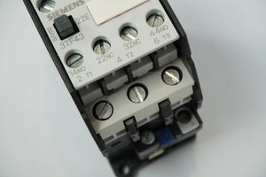 Siemens 3TF43 22-0AP0 3TF43 22-0A Contactor AC-3 11kW 400V