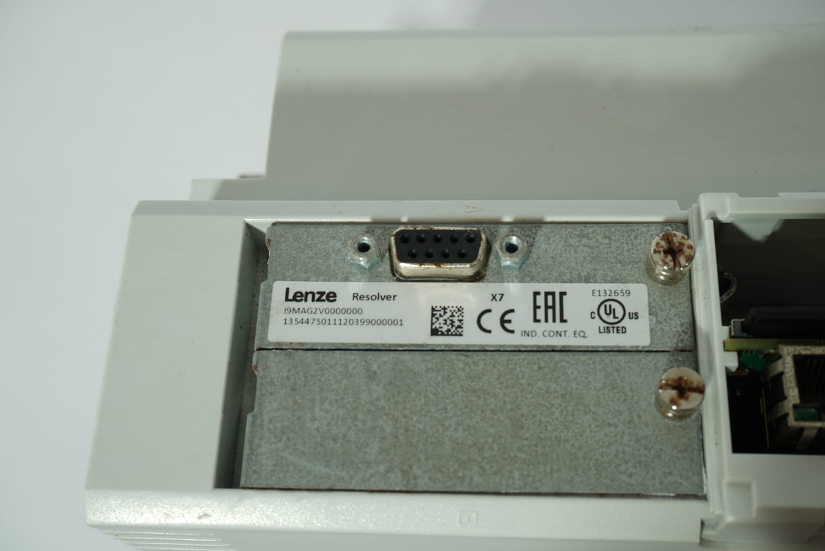 Lenze I95AE311F1AV1Z0000 i950 Servo Inverter W: I95AE311F1AV10302R, I9MAG2V00000