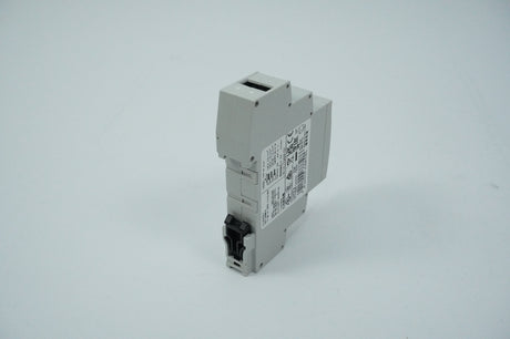 Siemens 7PV1538-1AW30 7PV1538-1AW30 Time Relay