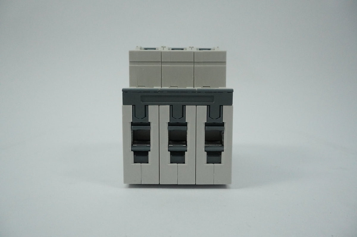 Siemens 5SY4332-7 Miniature Circuit Breaker C32 400V (204143444717)