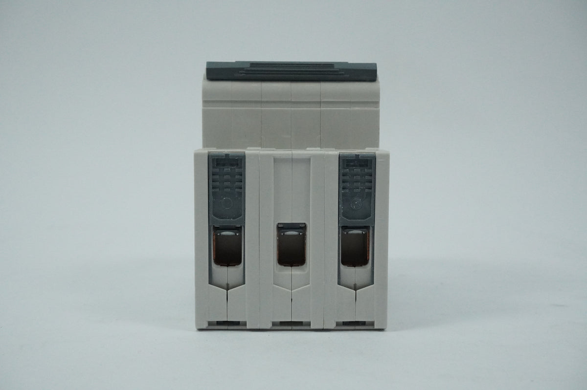Siemens 5SL4313-7 MCB Miniature Circuit Breaker C13 3P