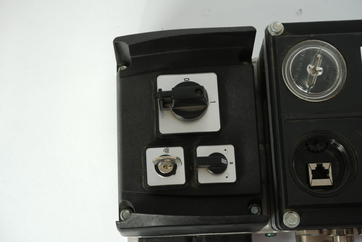 Lenze E84DGDVB75142PS 8400 motec Drive Unit, W:Z35BBC0RC0G175F00S, E84DGS3KCENND