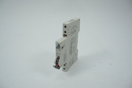 Siemens 5ST3 020-2 Fault Signal Contact  W/ Test and Reset Button Batch of 3pcs.