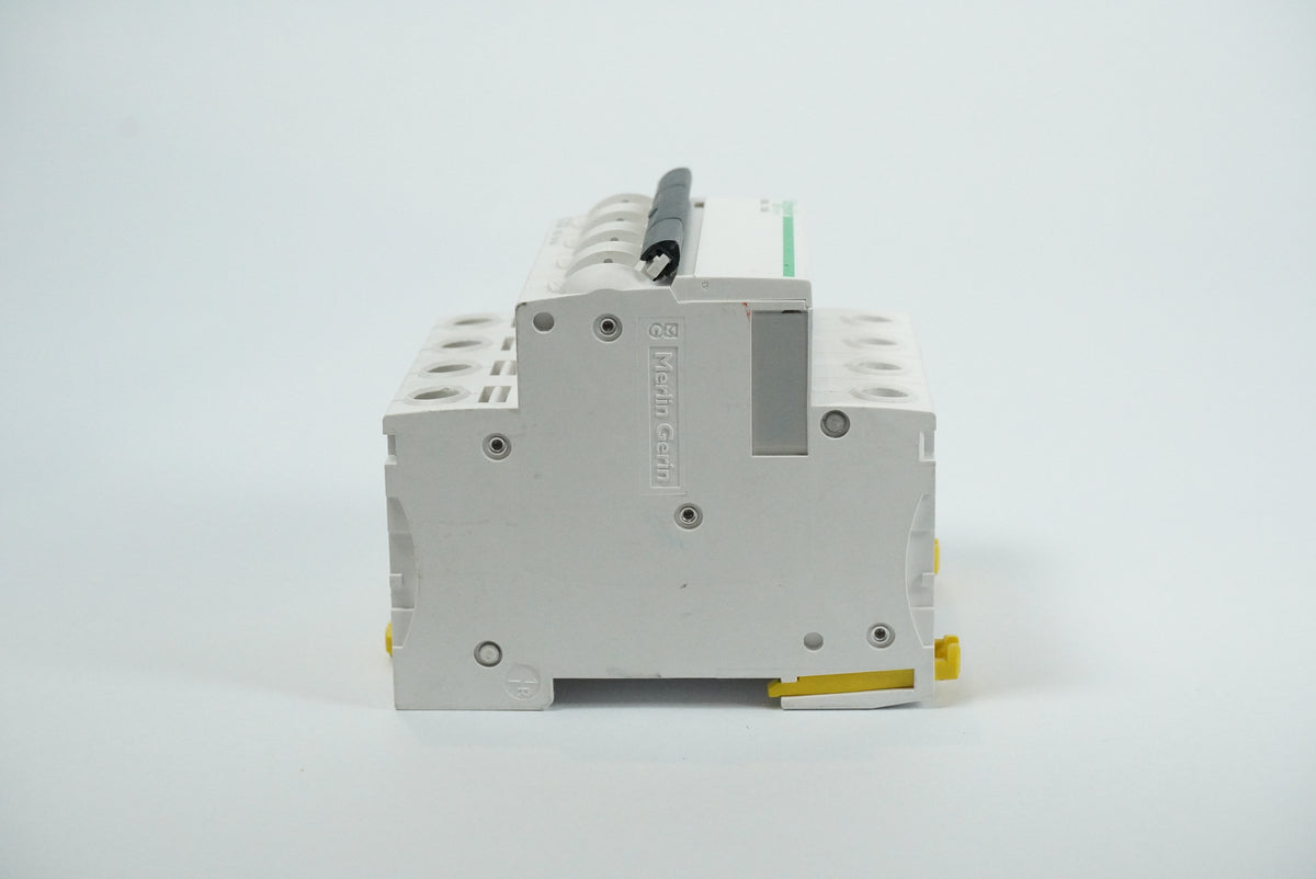 Schneider Electric A9F94463 iC60L C63A