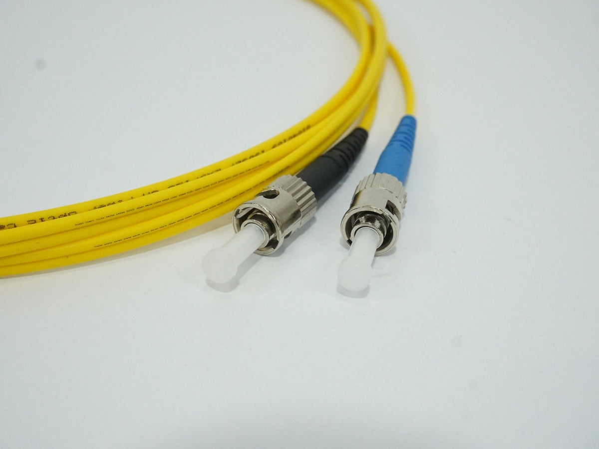 Lapp 29032902 GOF DUPLEX Patchcord LC/ST E9 OS2, 2m Batch of 6pcs.
