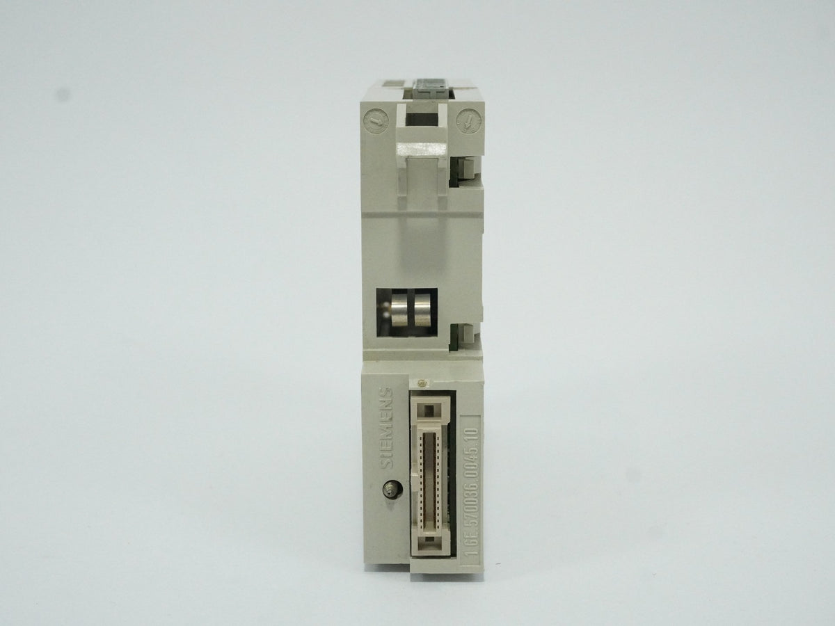 Siemens 6FC5111-0CA02-0AA2 SINUMERIK DMP KOMPAKT 16A 24V/0,5A
