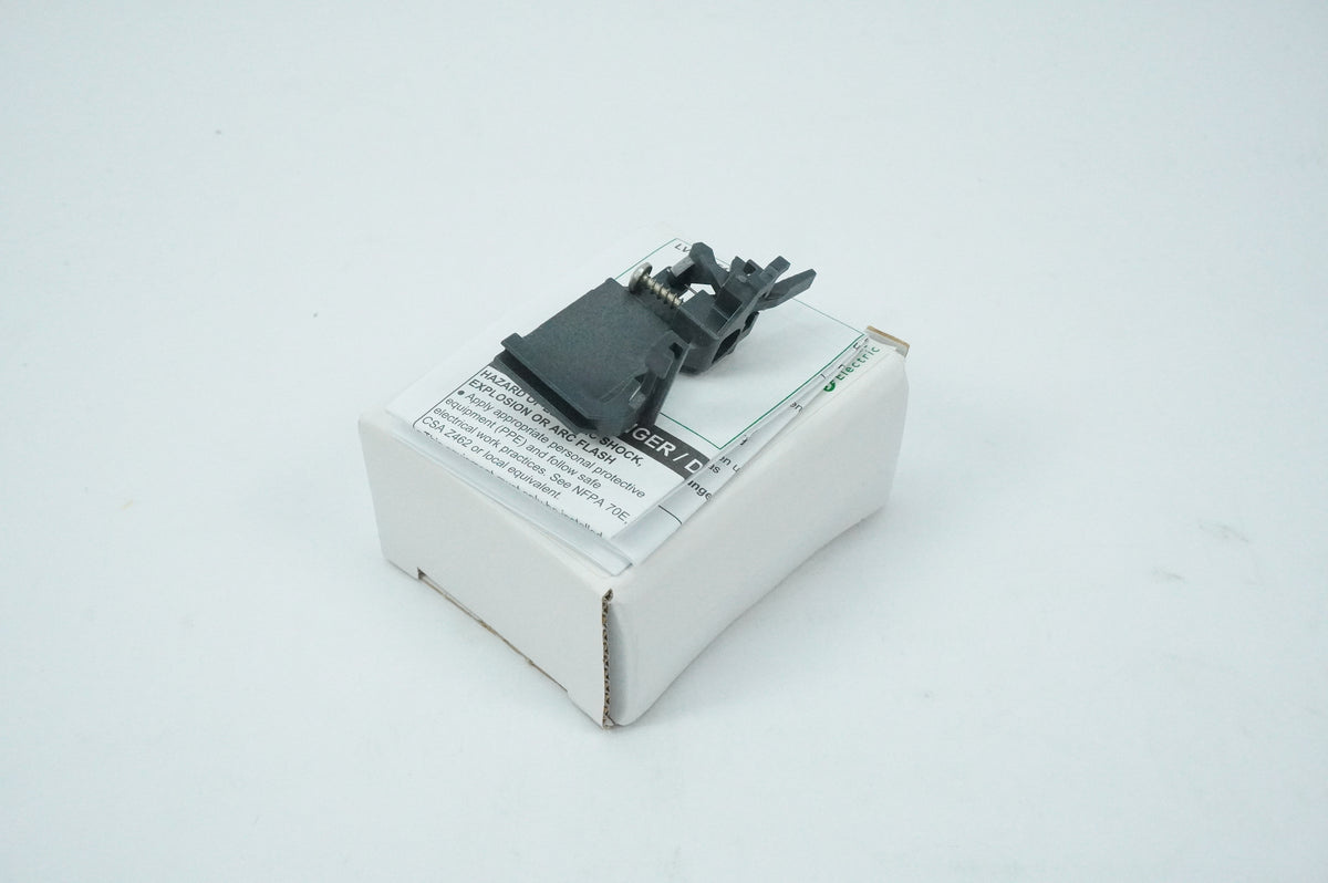 Schneider Electric LV429451 LV429451 SDE Adapter for Trip Unit