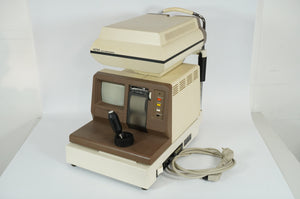 Hoya Corporation AR-530 Professional ophthalmic auto-refractometer CRT