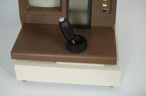 Hoya Corporation AR-530 Professional ophthalmic auto-refractometer CRT