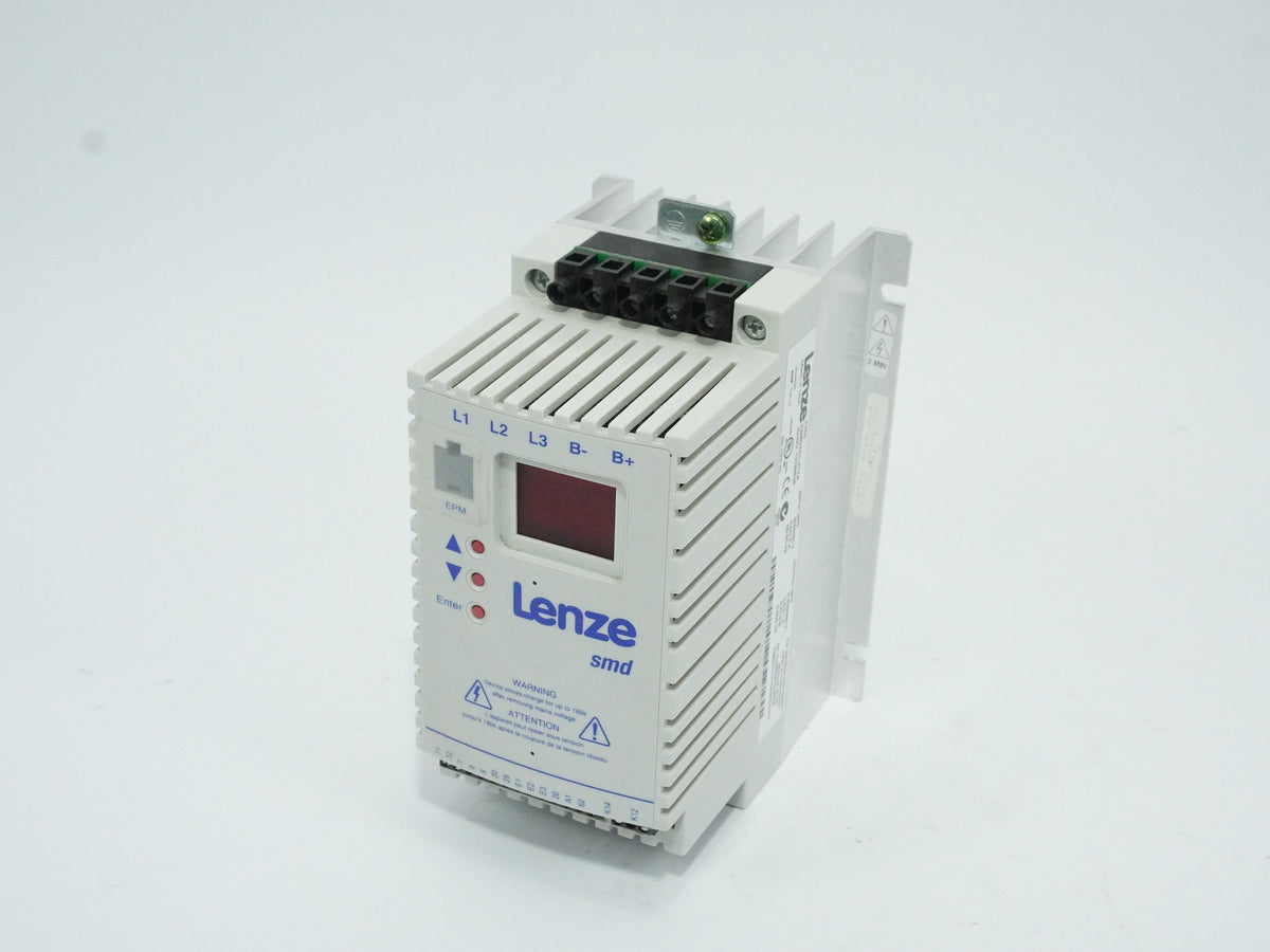 Lenze ESMD751L4TXA SMD Full I/O Inverter