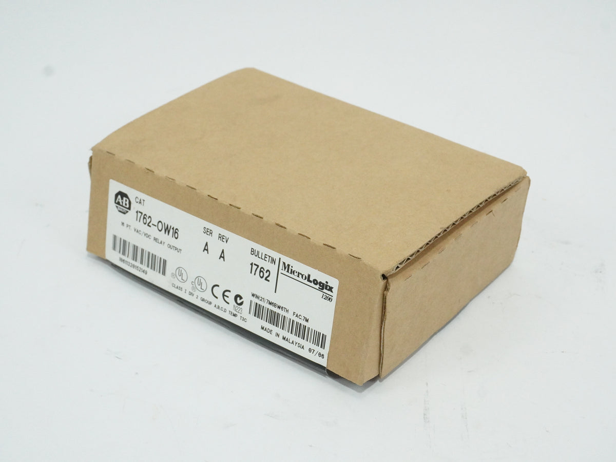 Ab 1762-OW16 Ser. A MicroLogix 1200  16 PT. VAC/VDC Relay Output Module