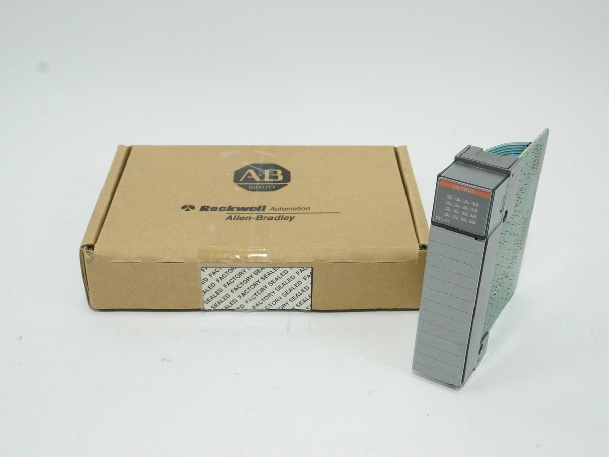 Ab 1746-OW16 Ser. D SLC500  Output Module 1746-OW16