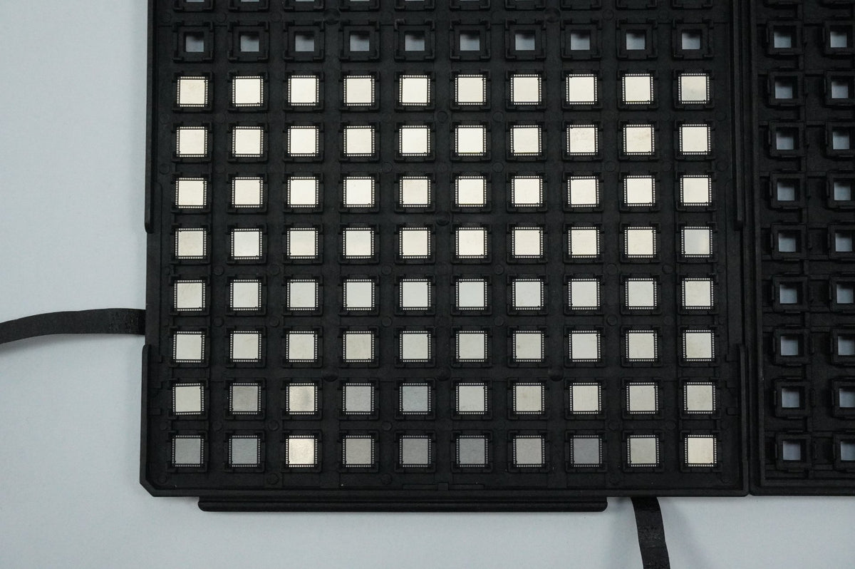 Cypress CY8C4248LQI-BL483 PSoC 4 BLE Microcontrollers JEDEC Tray Batch of 80pcs.