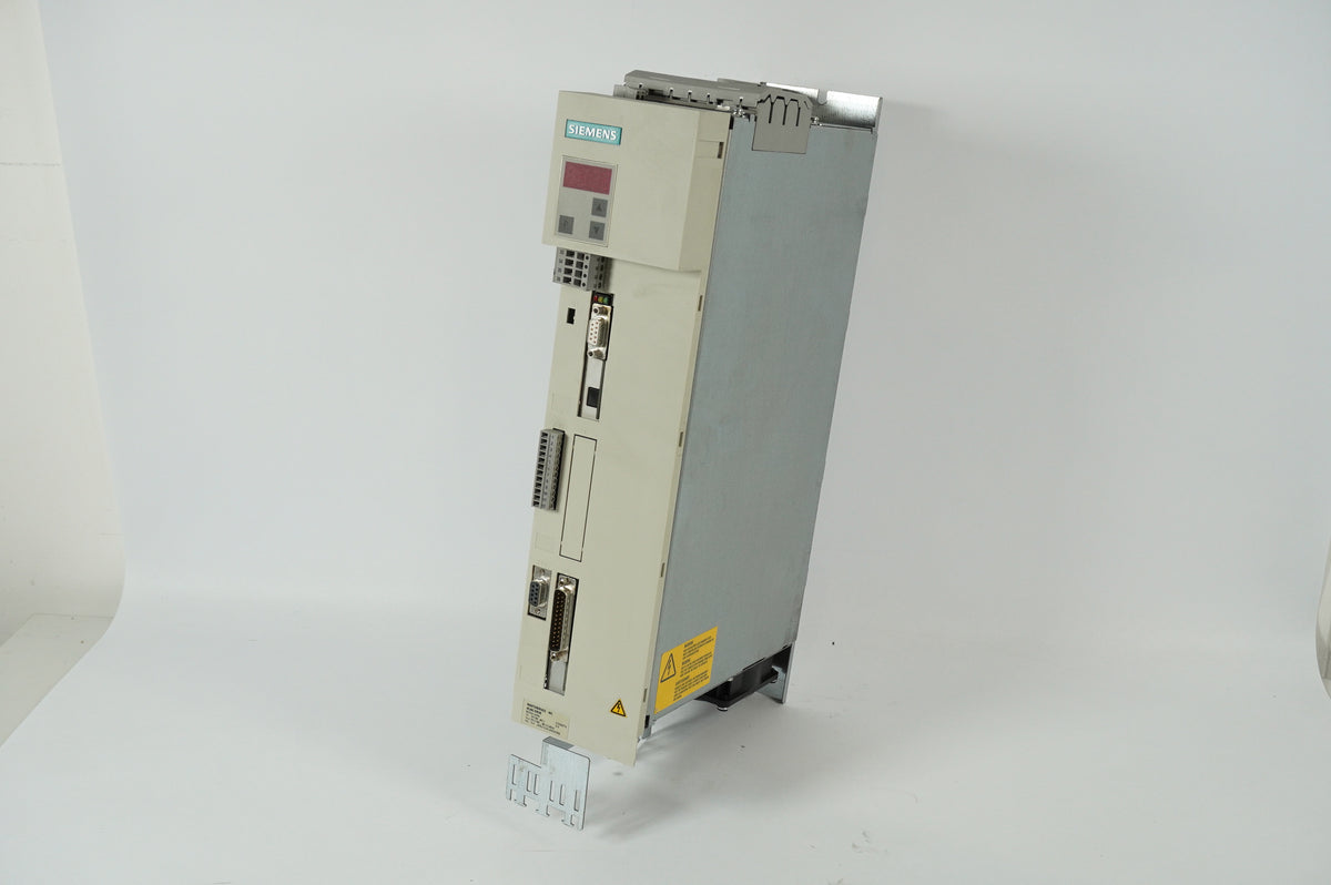 Siemens 6SE7021-0EP50 Masterdrives MC AC/AC Drive